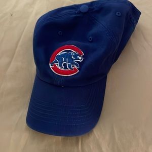 MLB Chicago Cubs cap with red logo